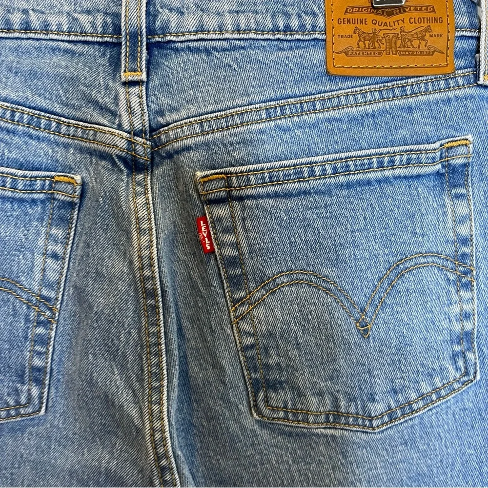Levi’s Wedgie Straight Jeans